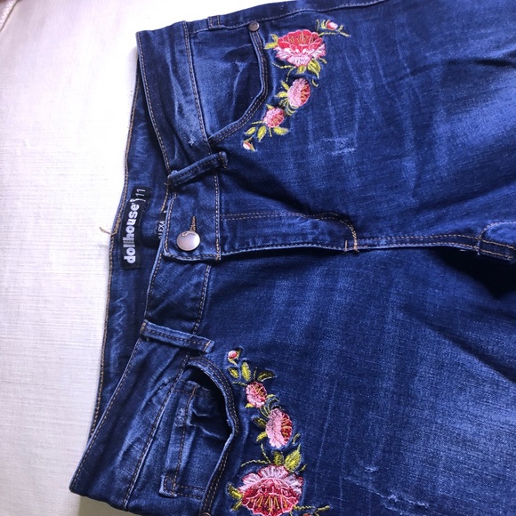Dollhouse Jeans - Picture 2 of 5